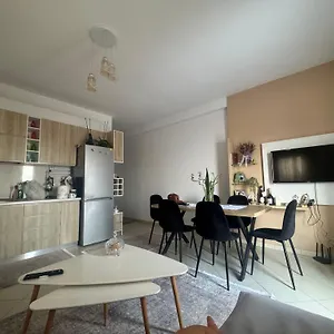 Appartamento Julia, Vlorë